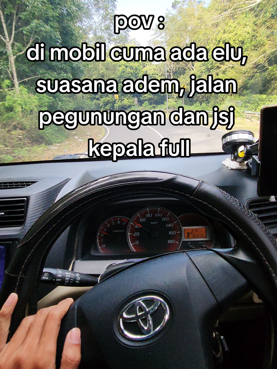 ketika di mobil sendirian & isi kepala full 😊 #nyetirmobil #nyetirsendiri #panzania #fyp #xybca 