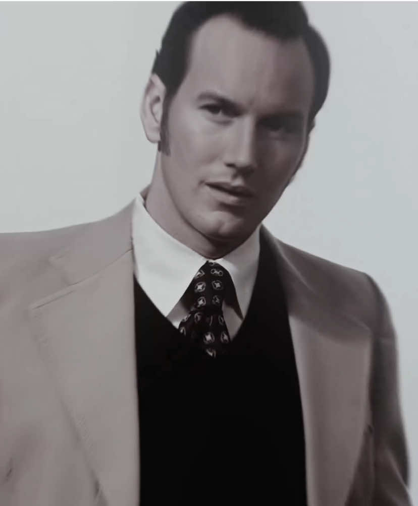 he looked so fine in the new movie 👅👅 #theconjuring #theconjuringedit #edwarren #edwarrenedit #theconjuringlastrites  scp: dxrco_conj
