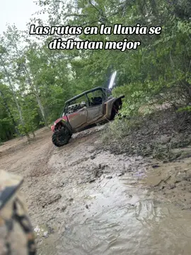 Rutas con lluvia are the best !! #parati #fyp #offroad #rutas #offroading 
