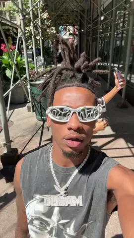 NYC side quest #viral #fyp #explore #fypシ #heymacho #famous #viralvideo #viraltiktok #makemefamous #makemeviral #nyc 