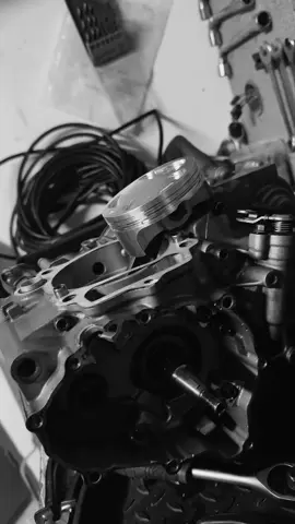 Un detail qui change tout 😮‍💨😵 #yamaha #wrf #yzf #450 #forger 