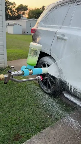#carwash #pressurewashing #toyotahighlander 