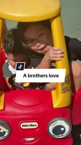 I get a front row seat  to the most beautiful bond🤍 built in besties!  #brotherlove #mytwoboys #mamasboys #lovesopure 