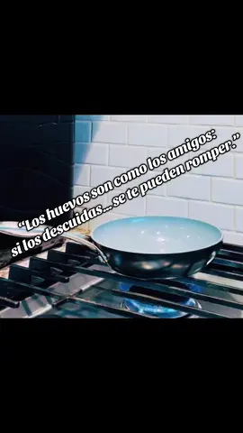 Quién se acuerda de cuando su mamá les hacía el desayuno? #huevitos #desayuno #pioneerwoman #greenpan #flypシ 