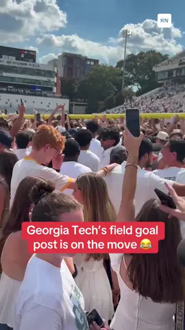 After defeating Clemson, Georgia Tech fans are taking the field goal post on a trip. #CollegeFootball #cfb #georgiatech 