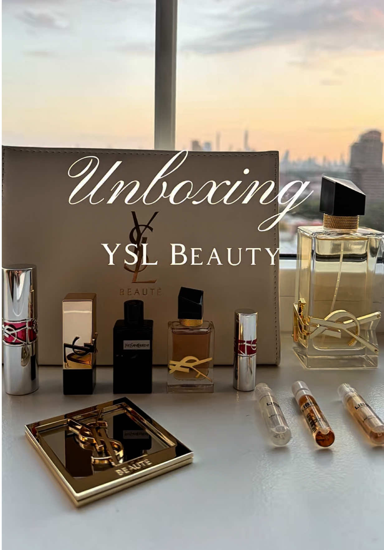 ✨ Unwrapping a little luxury with YSL Beauty 🤍 @YSL Beauty  #yslbeauty #ysl #influencers #pr #collaboration 