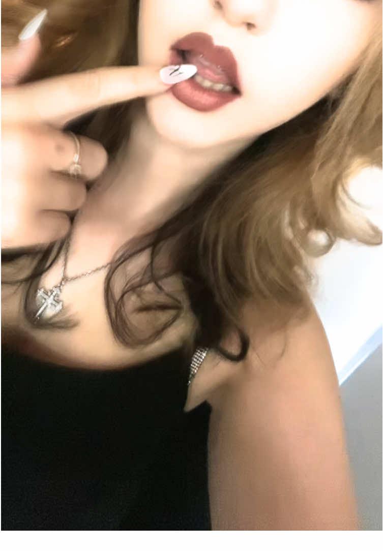 might delete that later #alternative #foryou #foryou #goth #makeup 