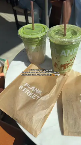 Trying Blank Street’s seasonal fall menu part 2. I liked the carrot cake matcha more 🙂 but both were pretty good #nyc #blankstreet #fall 