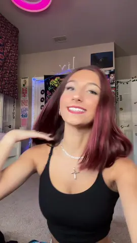 went through like 8 diff moods w the music today #grwm 