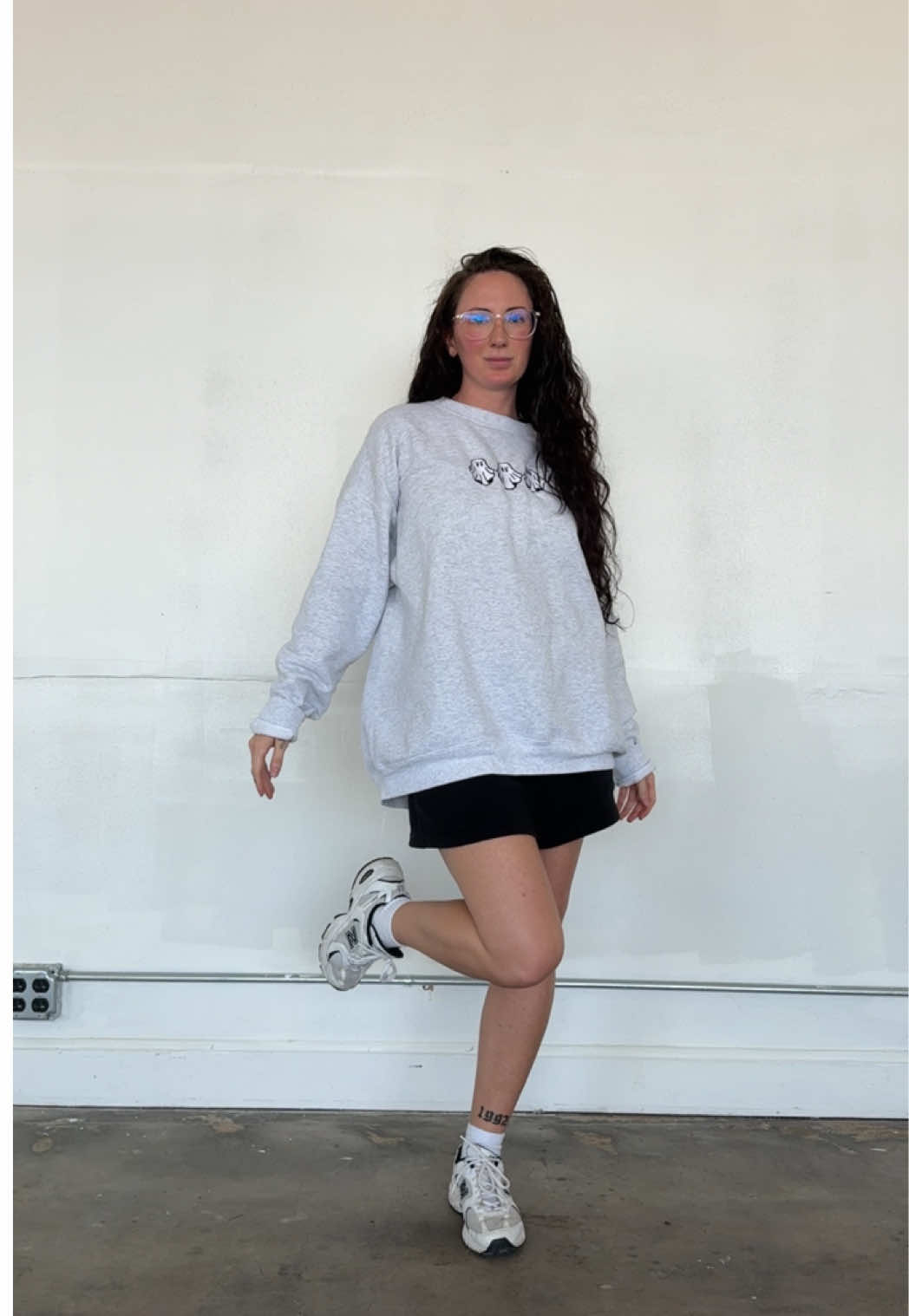 taybeauty.shop comment the word “BOO” and i’ll send you a direct link 👻🖤 @taybeauty #taybeauty #kcbrows #browartist #ghostsweatshirt 