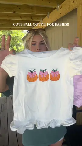 So stinking cute for fall 🎃🎃🎃 #MomsofTikTok #fallbabyclothes #babygirlclothes #tiktokshopbabyfinds 