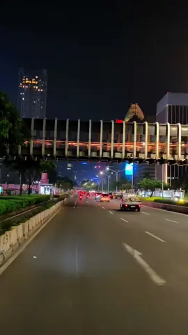 Saturday Night #citylights #jakartacitylight #citylightsjakarta #jakartaviewnight #fyp 