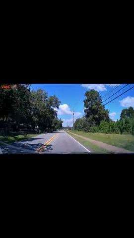 😆 🤣 😂 😹 it was NOT an old person or a child... ok now that that is out of the way.... I be loving when they talk ishhhhhh.... they never wanna do ishhhhh tho 😆 🤣 😂 😹 😆  #neverscared #stayready #baddrivers #danawf 