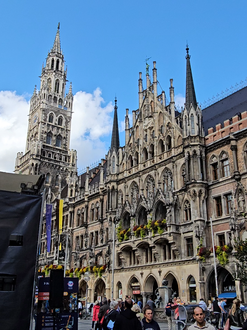 𝗪𝗲𝗹𝗰𝗼𝗺𝗲 𝘁𝗼 𝗠ü𝗻𝗶𝗰𝗵 🇩🇪