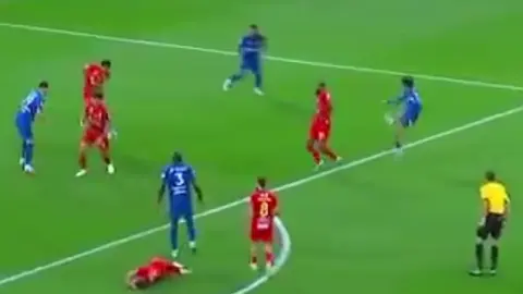 تسديدة القحطاني😨😱🔥 #الهلال_القادسية #الهلال #القادسية #fyp 