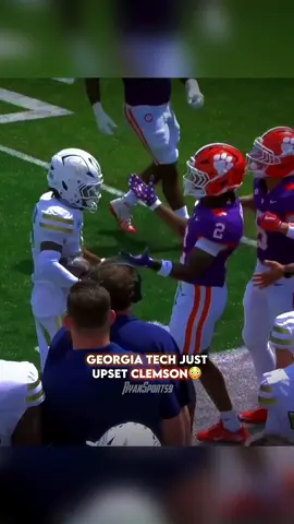 Georgia Tech Just UPSET Clemson😳 #CollegeFootball #football #fyp #fypシ #georgiatech 