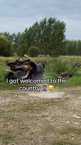 I’m not a country boy🤦🏽‍♂️😂 #fyp #farmlife #foryoupage 