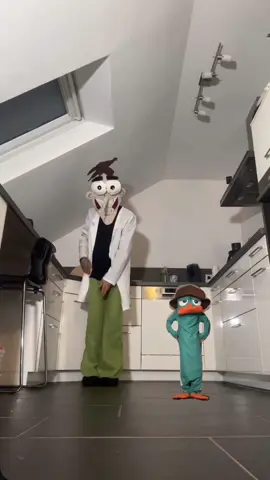 Dc:Me #perrytheplatypus #drdoofenshmirtz #costume #DIY 