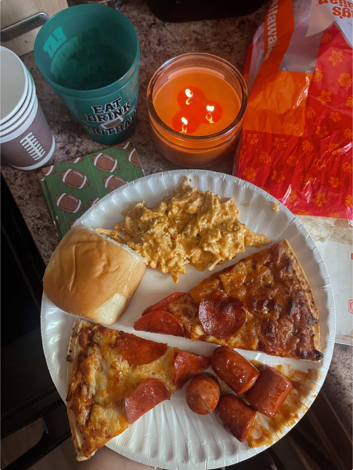 we eattt on Saturdays over here #fall #aesthetic #saturday #happysaturday #foryoupage 