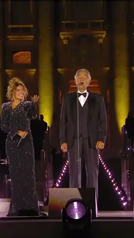 VIVO POR ELLA 😭🫶🏻 @Karol G y @Andrea Bocelli cantan por primera vez juntos en vivo en el Vaticano #LMS #LaMusica #Musica #parati #fyp 