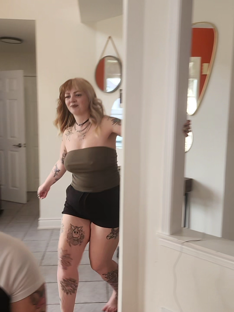 @Canadiancomiccutie2.0🇨🇦 