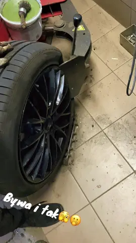 #crash #wheels #tiere #unfall #baddayatwork 