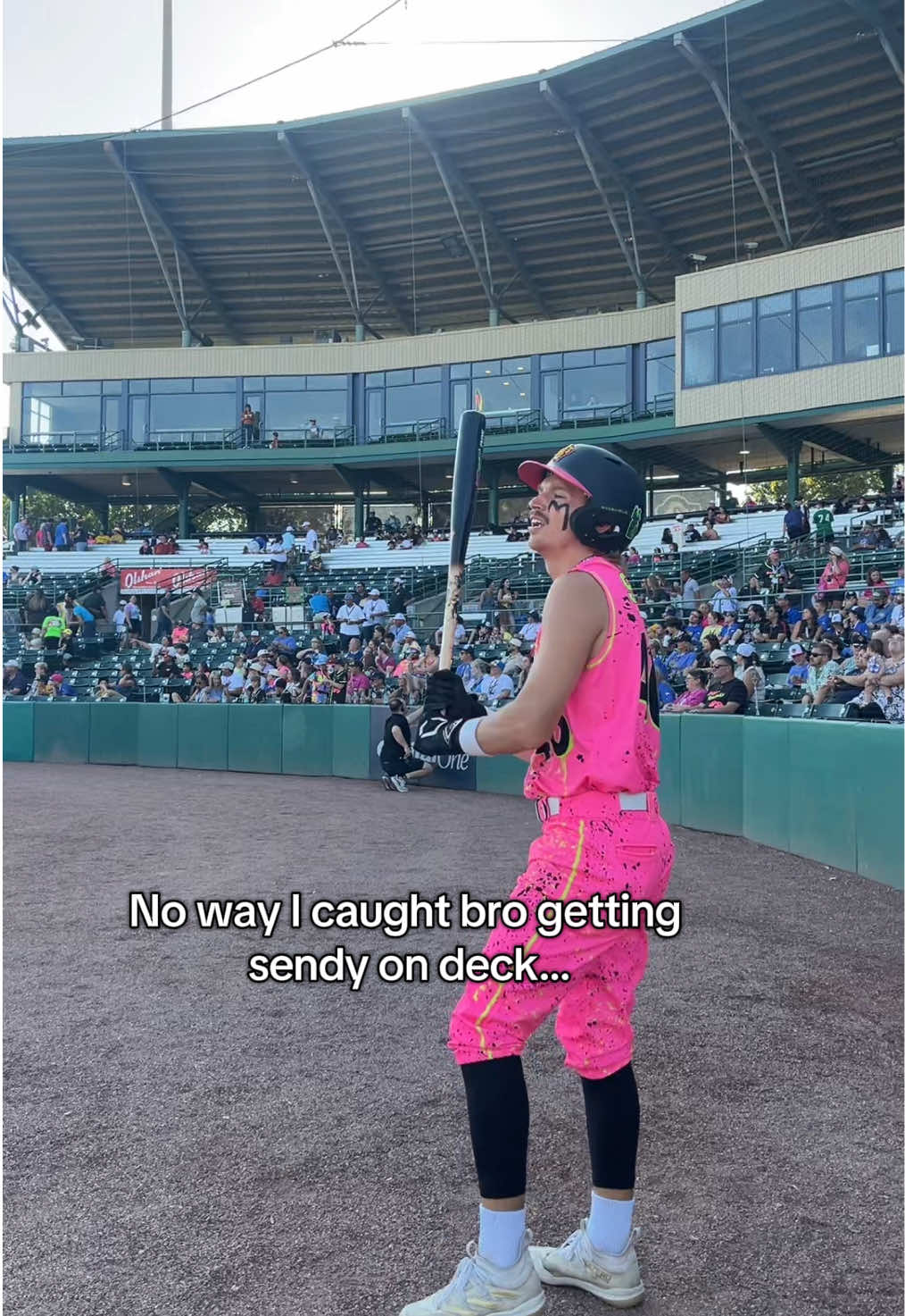 In front of the crowd too?  #bananaball #partyanimals #savannahbananas 