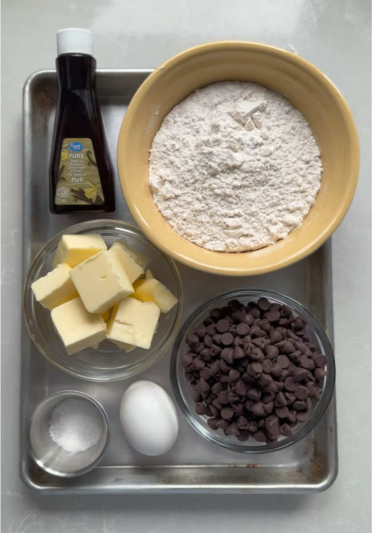 chocolate chip cookies :) #cookies #dessert #baking #chocolate #chocolatechipcookies #fall #fyp #FoodTok #thelostkitchen The recipe is from Erin French’s The Lost Kitchen! 