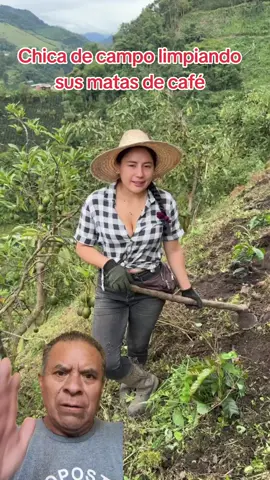 chica de campo limpiando sus matas de café #buen trabajo chica # mi admiración # noticias 738