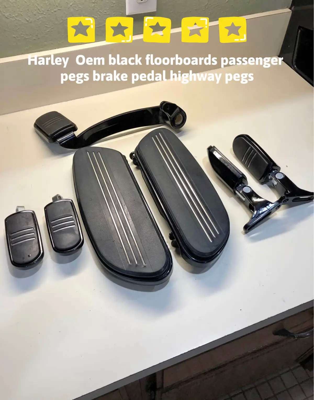 Harley  Oem black floorboards passenger pegs brake pedal highway pegs #harleydavidson  #harleydavidsonmotorcycles #genuineaftermarketparts #customharley 