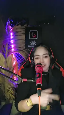 #tiktoklive #livehighlights Dua kursi Cover Yeni kitty #fyppppppppppppppppppppppp  #viraltiktok 