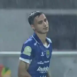 debut eliano reijnders di Persib sangat menjanjikan sekali skil dan tusukanya tuntuk merepotkan pertahanan lawan 🤩🔥 #elianoreijnders #persib #masukberandafypシ゚viral #fyppppppppppppppppppppppp 
