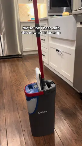 #mop #mopping #ocedarmop #moppingfloors  #tiktokshopcreatorpicks 
