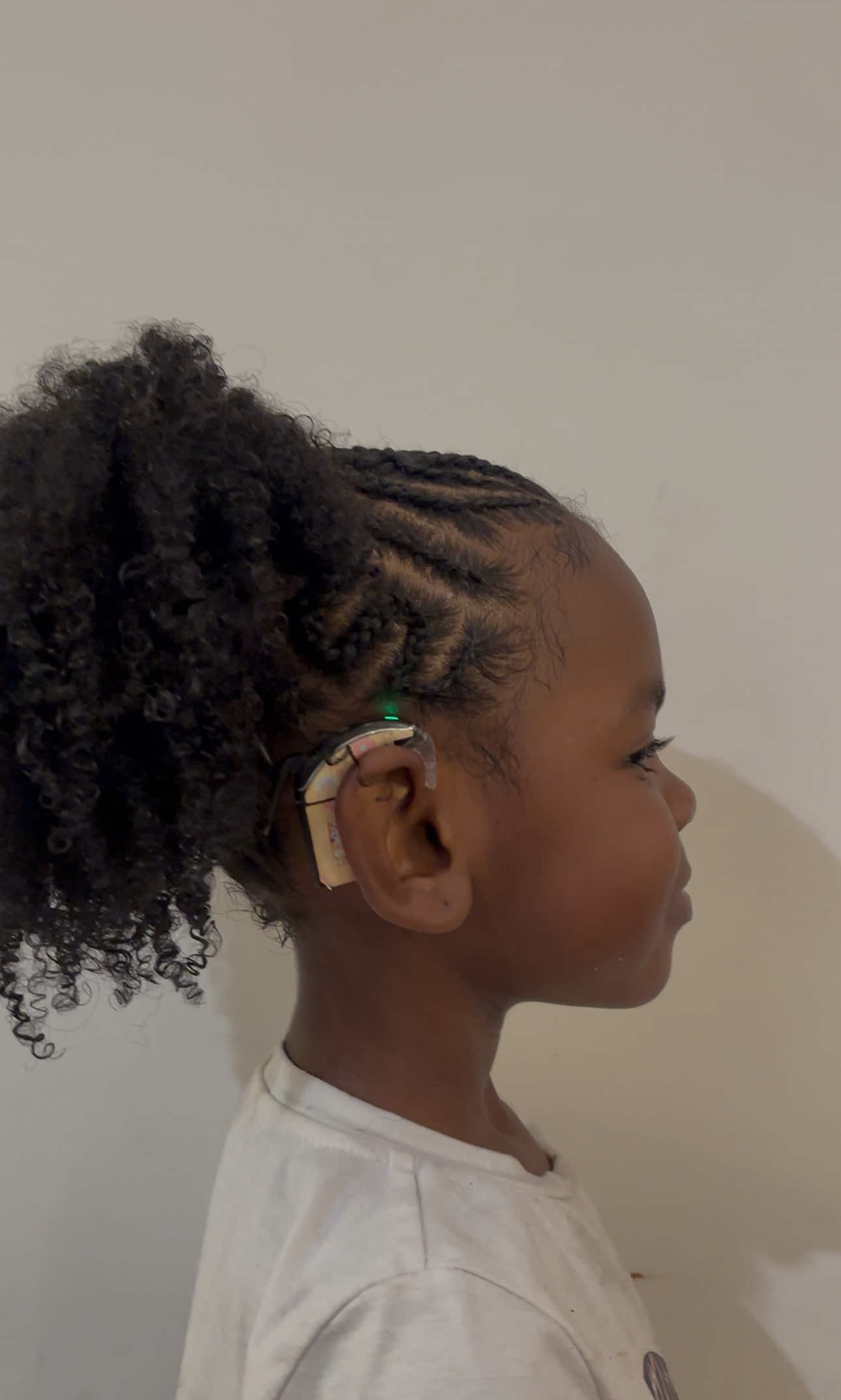 Another cute hairstyle that’s also accessible for my daughter’s cochlear implants. Braiding her hair always feels like a STEM or STEAM project. So fun and challenging. #deaf #cochlearimplants #hearingloss #asl #braidstyles 