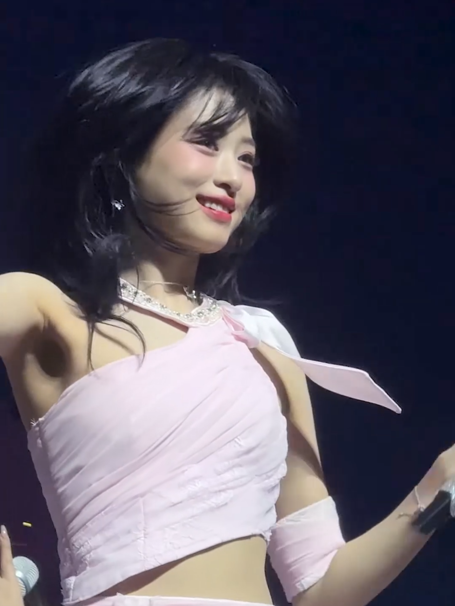 BABYMONSTER - Love In My Heart - Oakland Arena fancam1 #BABYMONSTER #베이비몬스터 #kpop
