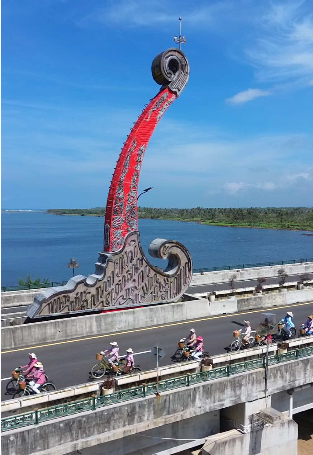 September S nya apa ? 
