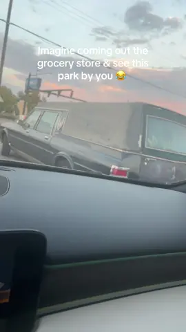He came out the grocery store with not one item 😩🤣🤣 #viral #groceryshopping #fyp 