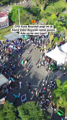 CFD Kota Boyolali Pagi ini di sepanjang JL Boulevard Soekarno Alun-alun kidul Boyolali,Minggu 14 September 2025, Pedagang dan pengunjung tumpah ruah, Ada yg kesini juga nda? Pada jajan apa nih? 