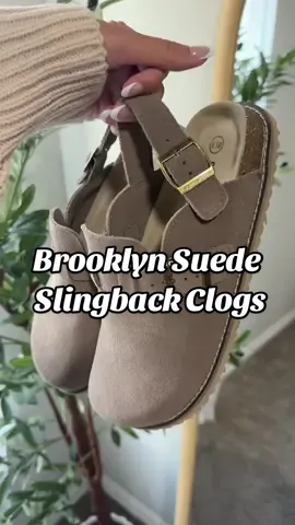 get these before they sell out for fall 🍁🍂 #fyp #fallshoes #clogs #shoes #fallfashion 