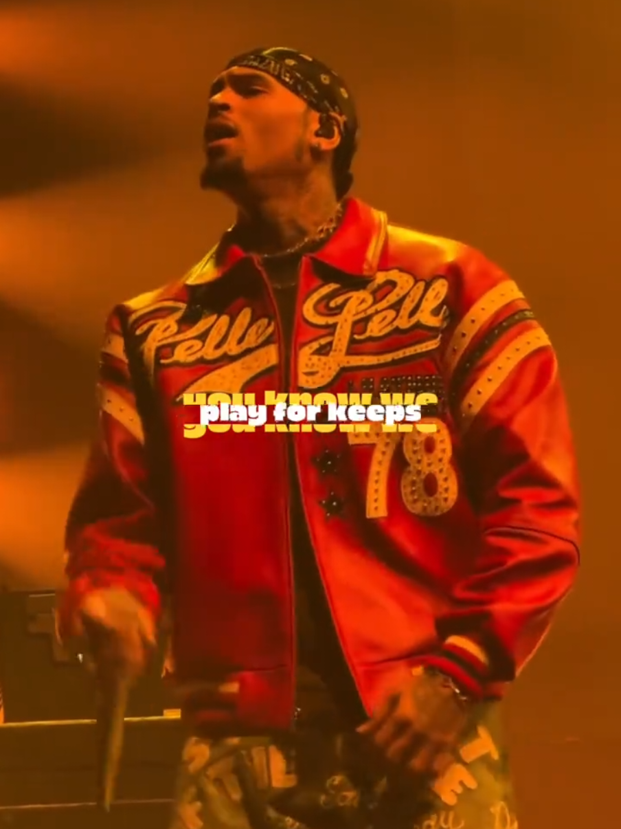 不用惧怕困难，它们只是你成功路上的垫脚石👣 #chrisbrown #rnb #舞台 #音乐分享 #tentoes @chrisbrownofficial 