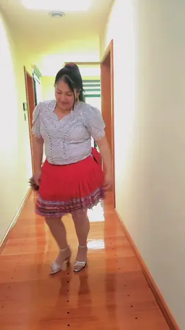 #💃♥️🥰🎶🎶#exhibiendo_borradores 
