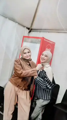 nab sal .  .kangen satu frame 🫡@Nabila Taqiyyah @Salma Salsabil #fyp #salmasalsabil #nabilataqiyyah #foryou #foryoupage 