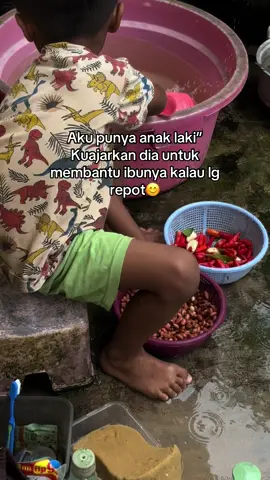 Terimakasih ya anak pertama ku 🫶❤️ibu mencintai mu🥰#masyaaallahtabarakallah❤️ #masukberandafyp #anaklakilakipertama 