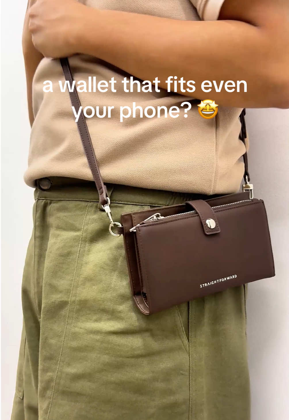 Don’t sleep on this wallet, bestie. Add to cart rn 🛒✨