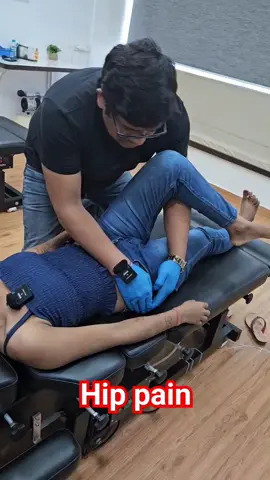 Hip pain chiropractic treatment #fyp #viral #health #painrelief #chiropractic 