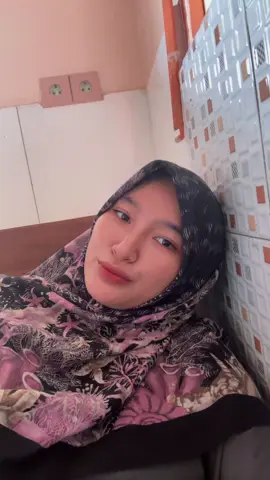 Ngikutin org2 pake sound ini. Diliat2 geli sendiri 😮‍💨😮‍💨😮‍💨