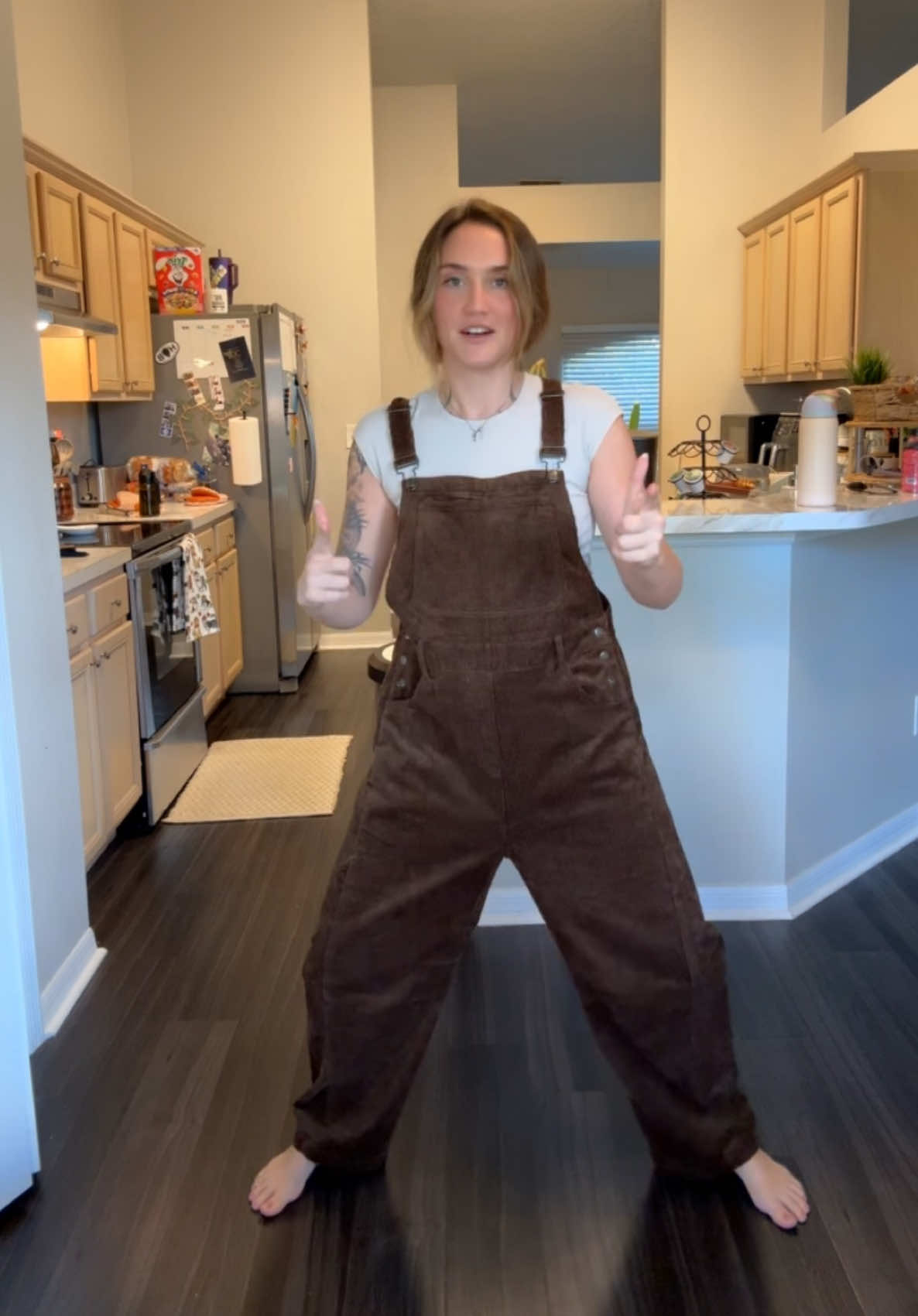 Sucker for a corduroy overall moment!  #fashion #fallfashion #autumnaesthetic #blackfridaydeals #cybermonday 