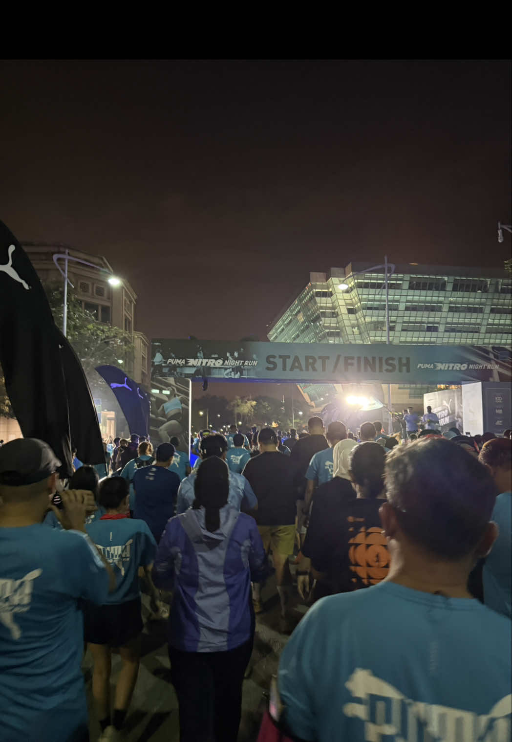 Tengah fikir balik kenapa aku bayar mahal-mahal untuk lari. Penat pon dapat. jk 😂🏃🏻‍♂️ #PumaNitroNightRun #pelarikalcer 