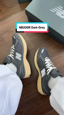 NB200R Dark Grey #sneakers #sneakerlagiay #viral #nb 