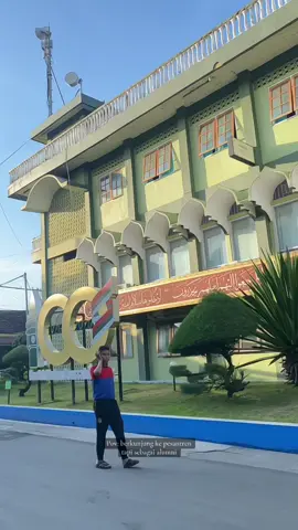 Nostalgia lari” ke kelas klo gini #gontorputri #gontor #santri 